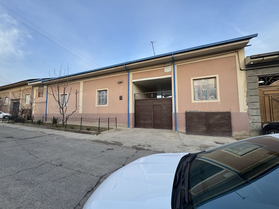 учаска сотилади Эшонгузар баниса куча