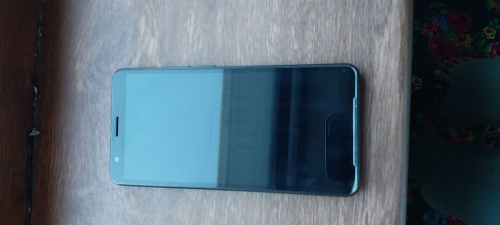 Телефон ZTE Blade L210