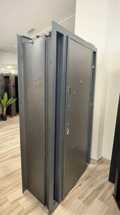 Входна врата за къща Alumina Double