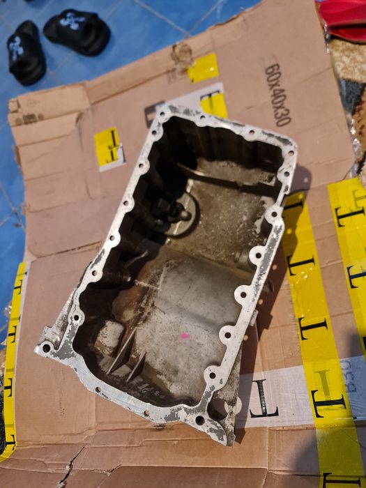 Baie de ulei Audi 2.0 benzină