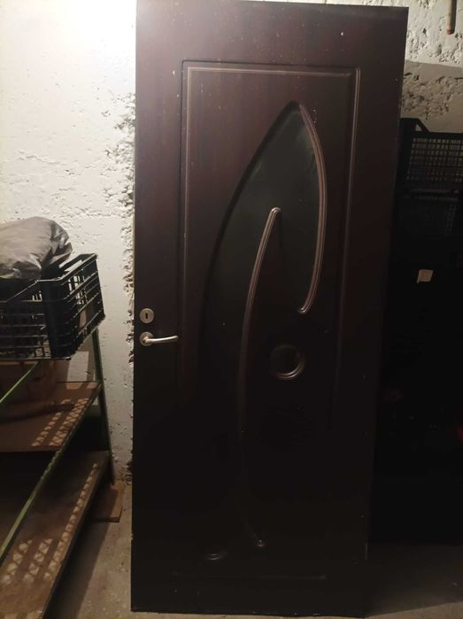 vand usi  mdf brasov