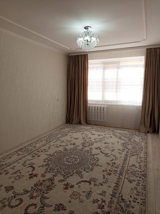 Продам 4 комнатную квартиру.