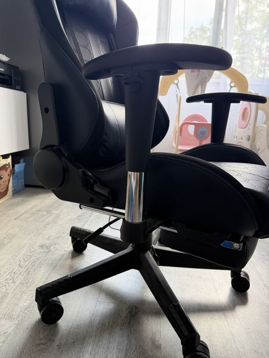 Scaun de gaming/birou