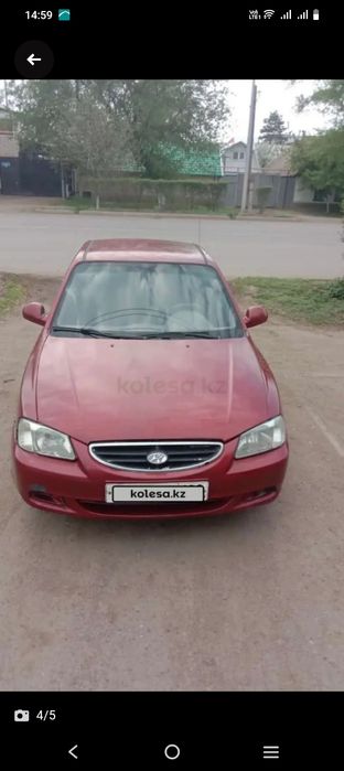 Машина  хеундай акцент