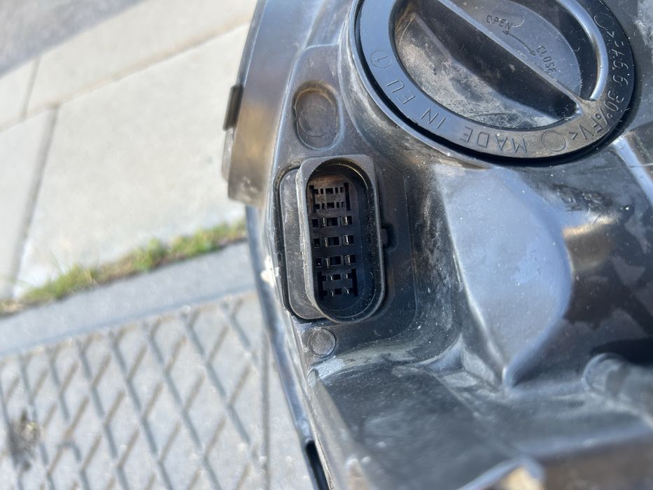 Фарове за Форд Ц-Макс 2015г.