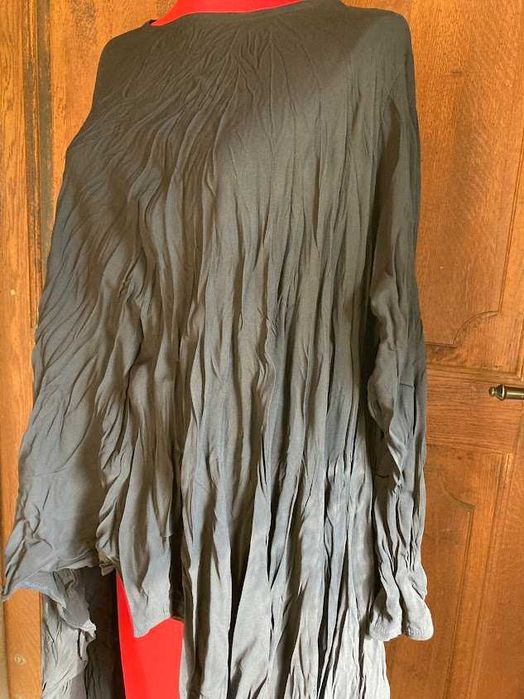 Bluză asimetrică pentru ocazii speciale