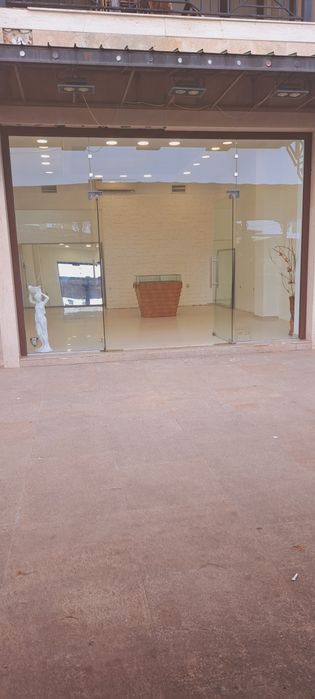 Дава се под наем Магазин в к.к. Златни пясъци - 57 кв.м за 15299.49 € - Снимка #2