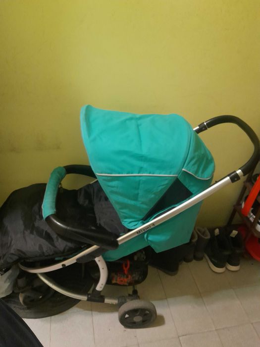 Бебешка количка 3 в 1