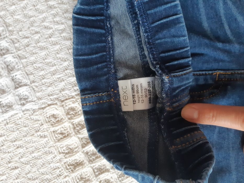 Бебешки дънки за момиче