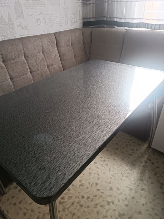 Продам стол для кухни