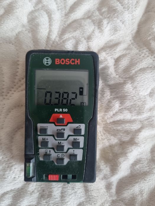 Vând/schimb telemetru Bosch PLR50