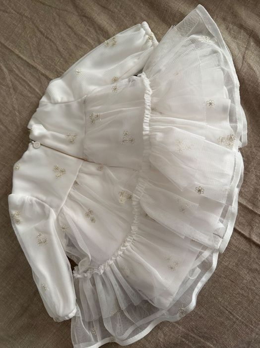 Рокля от тюл за новородено момиче