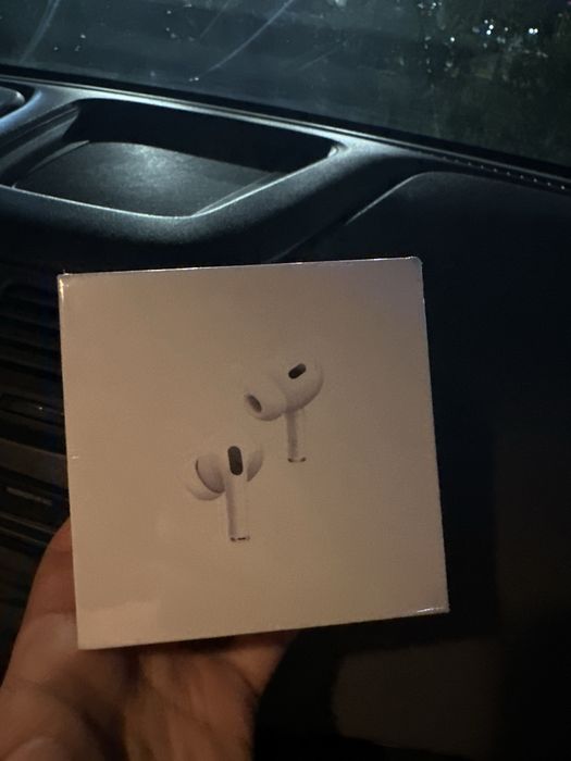 Продается AirPods Pro