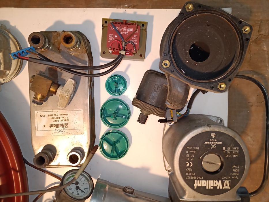 Vaillant Placa electronica Fluxostat Manometru Corp pompa