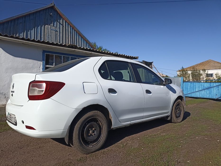 Продам Renault Logan 2 2015 года