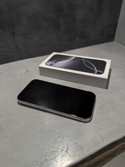 КАТО ЧИСТО НОВ Iphone 16 Pro White Titanium