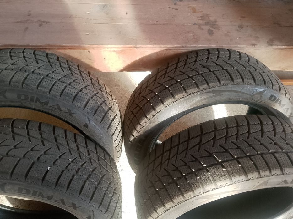 Комплект зимни гуми 205/55R/17