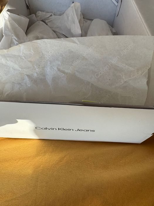 Оригинални маратонки Calvin Klein