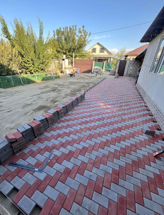 Укладка брусчатка и бордюры