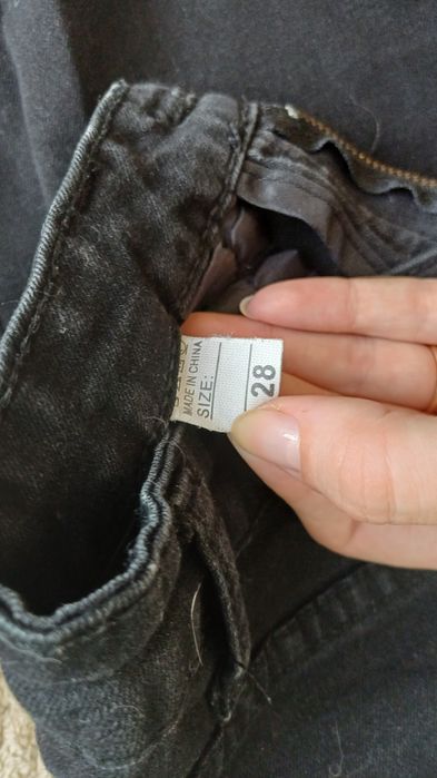 Продам джинсы женские