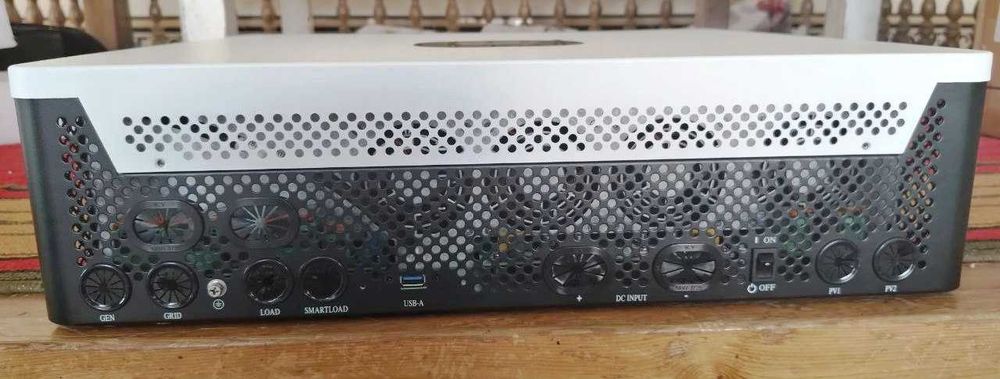 GROWATT Гибридный инвертор SPE 12000 ES 12000 ватт 12 кВА 1-фазный