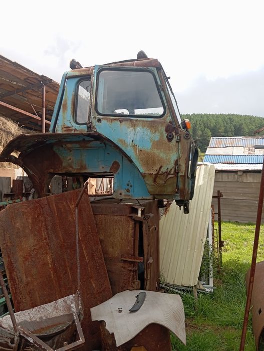 Продам запчасти и кабину