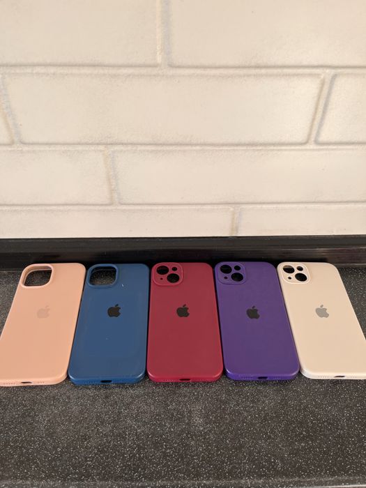 Чехлы на Iphone13-14