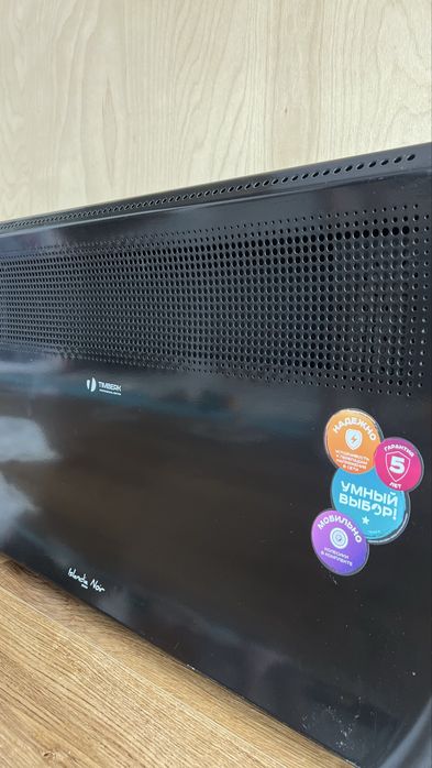 Стильный черный конвектор Timberk