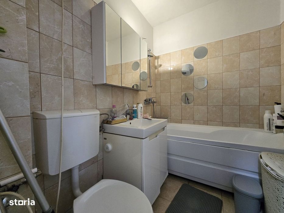 Apartament cu 3 camere de vânzare – Tomis Nord