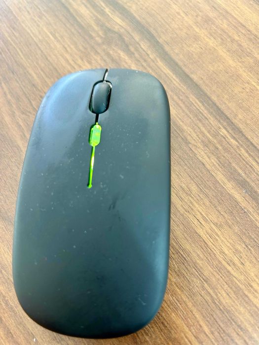 Mouse wirelles fara fir nou, pt laptop sau pc