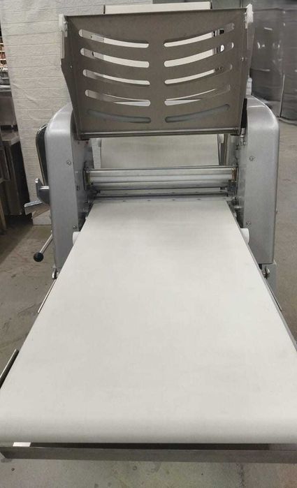 Тестораскаточная машина SINMAG SM-520E