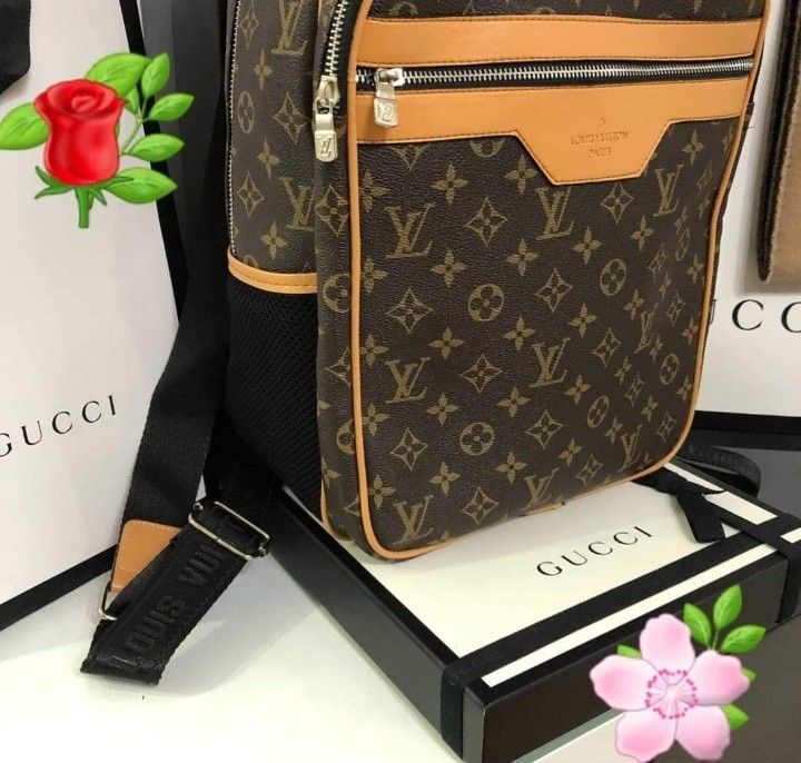 Rucsac unisex LV,super model, saculet, etichetă