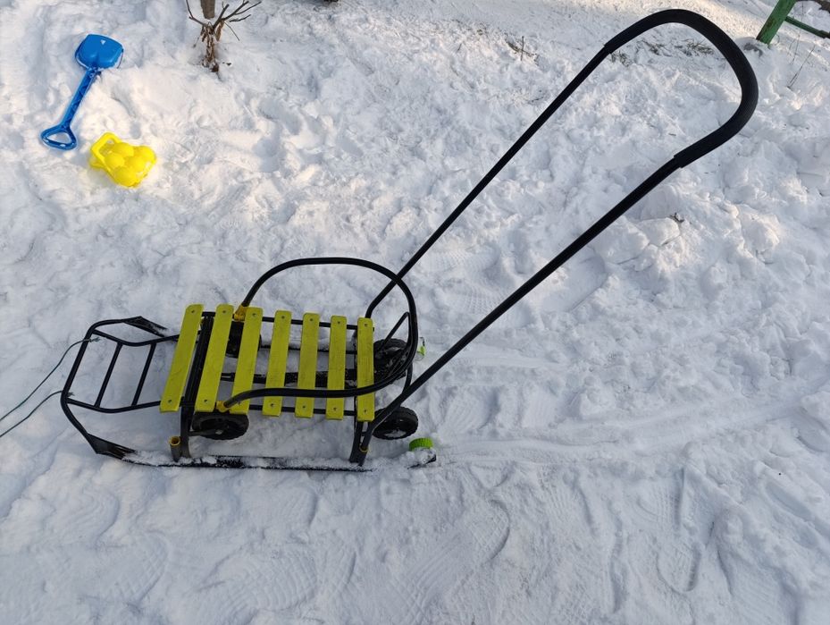 Санки с колёсами