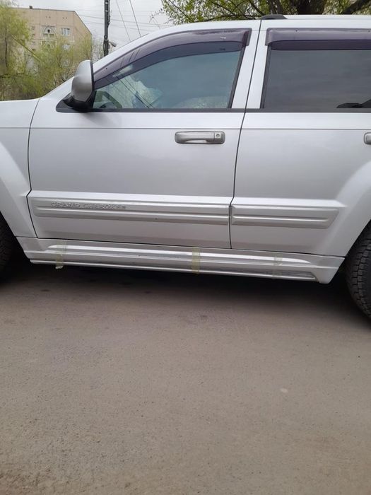 Продам SRT бампер на Гранд Чероки