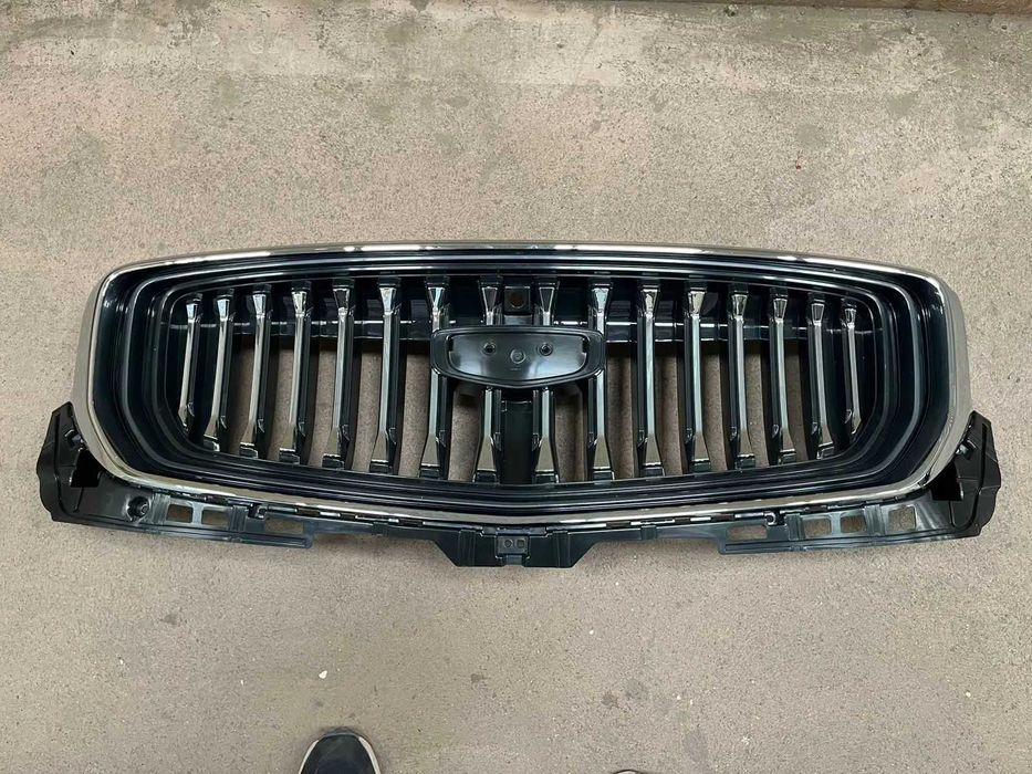 Решетка радиатор Geely Monjaro 2021- / Джили Монжаро 2022-