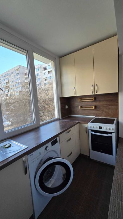 Продава се Двустаен апартамент в София, Младост 3 - 45 кв.м за 1814 €/кв.м - Снимка #1