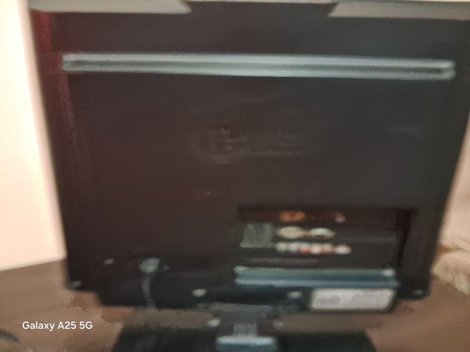 Телевизор LG 22LS4D, 22 дюйма .