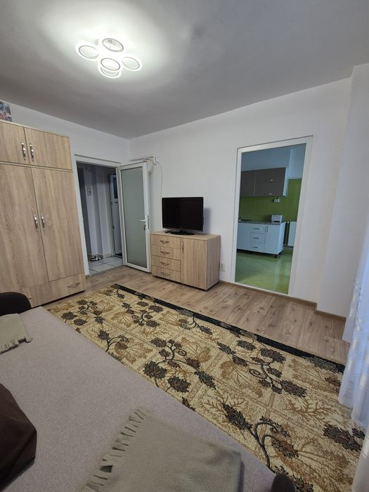 Garsoniera decomandata de inchiriat – Micro 11