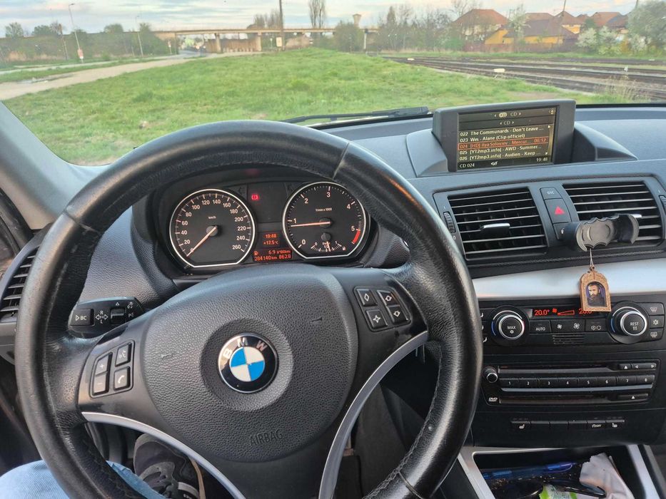 bmw seria 1 123d