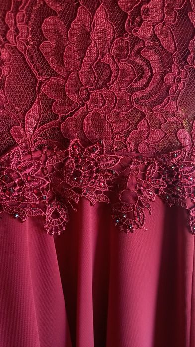 Официална къса рокля цвят бордо - бална рокля