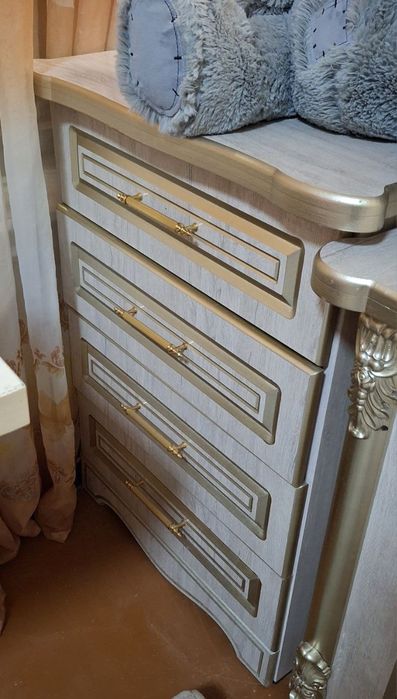 Спальный комплект сотилади,