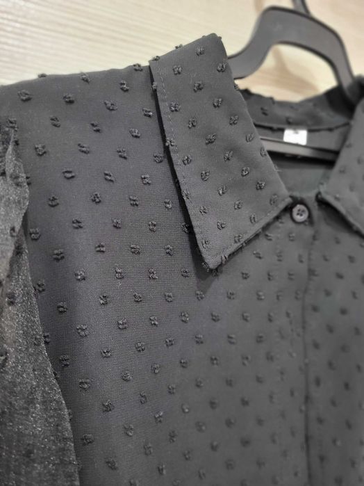 Блуза с прозрачными рукавами