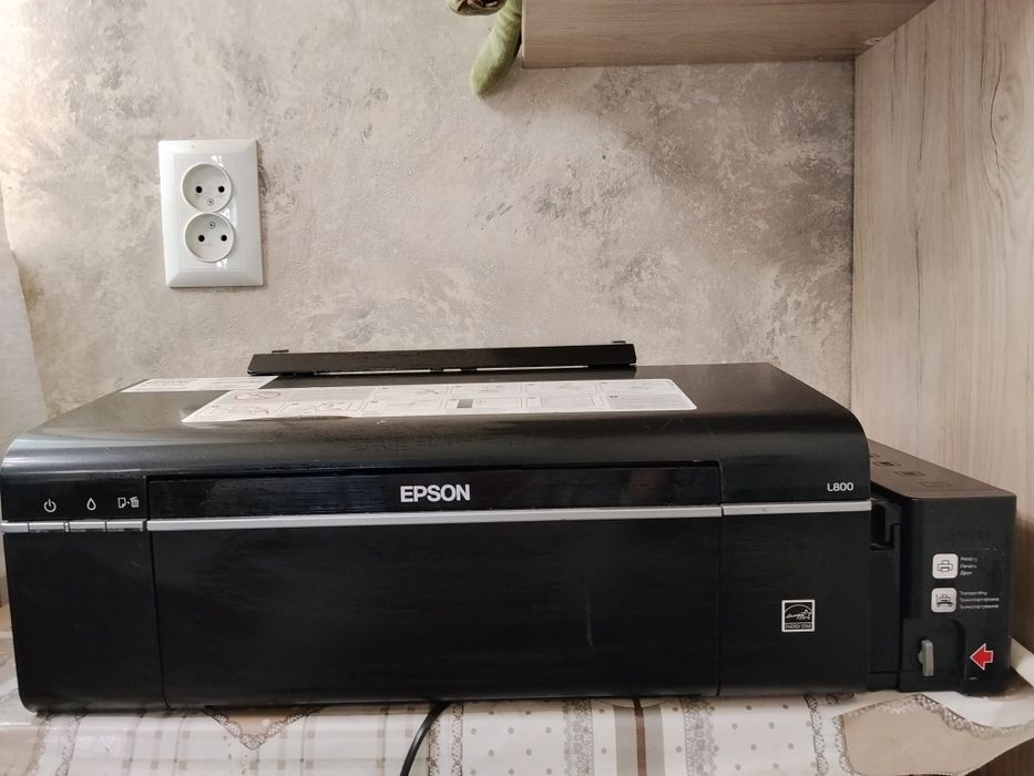 Продается принтер l800