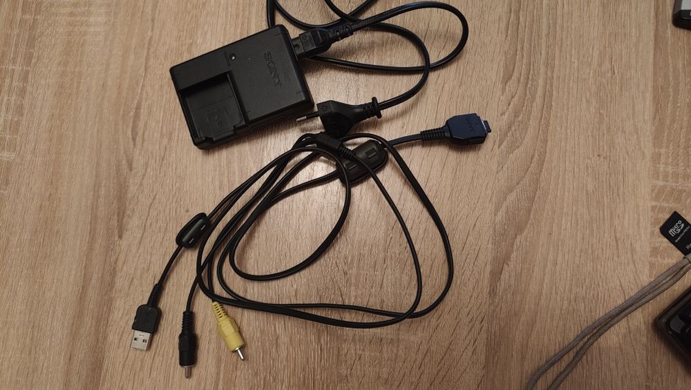 Sony cyber-shot dsc-w170