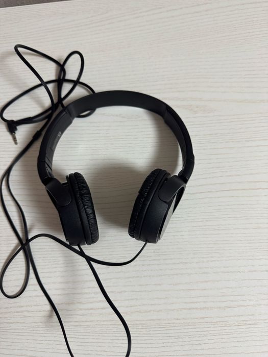 Проводные наушники SONY
