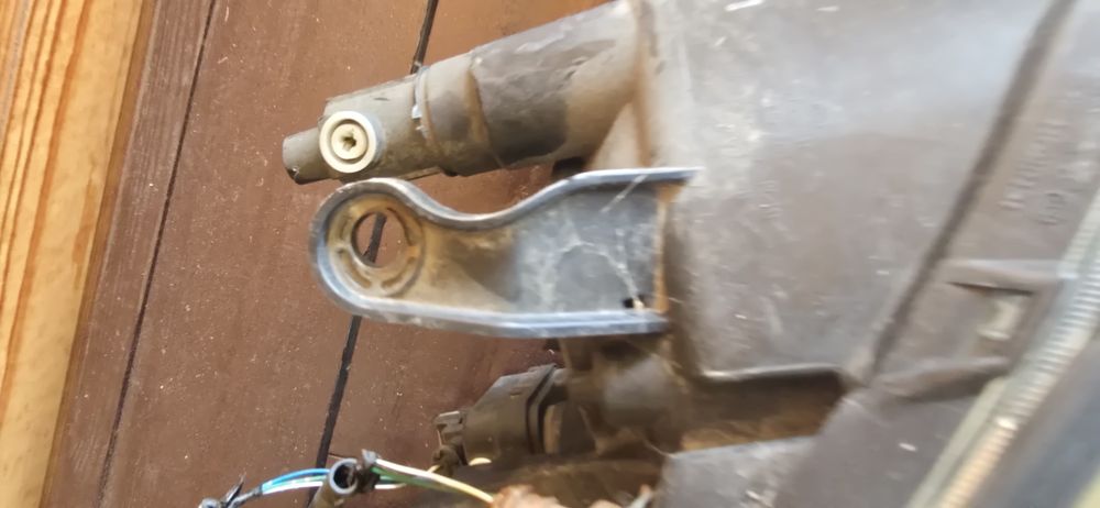 Far cu halogen toyota rav4