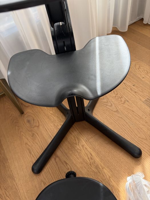Scaun de masa copii / bebelusi - Stokke Nomi - lemn de fag negru