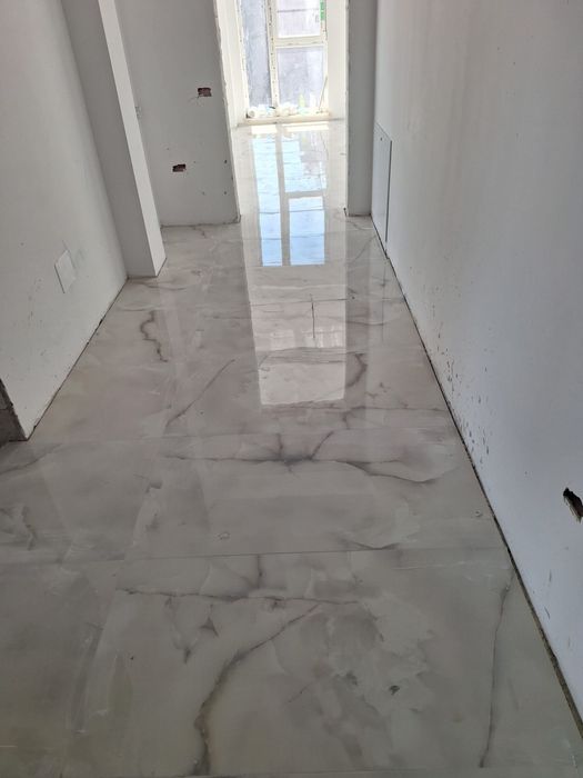 Execut lucrari de amenajari interioare si exterioare