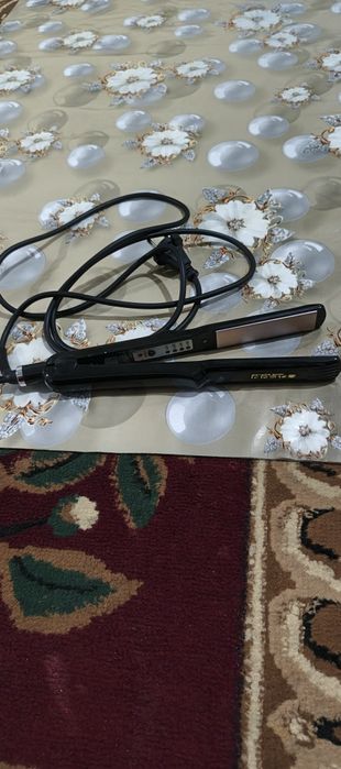 Utyujok sochni juda yaxshi tekislaydi.Koreyskiy