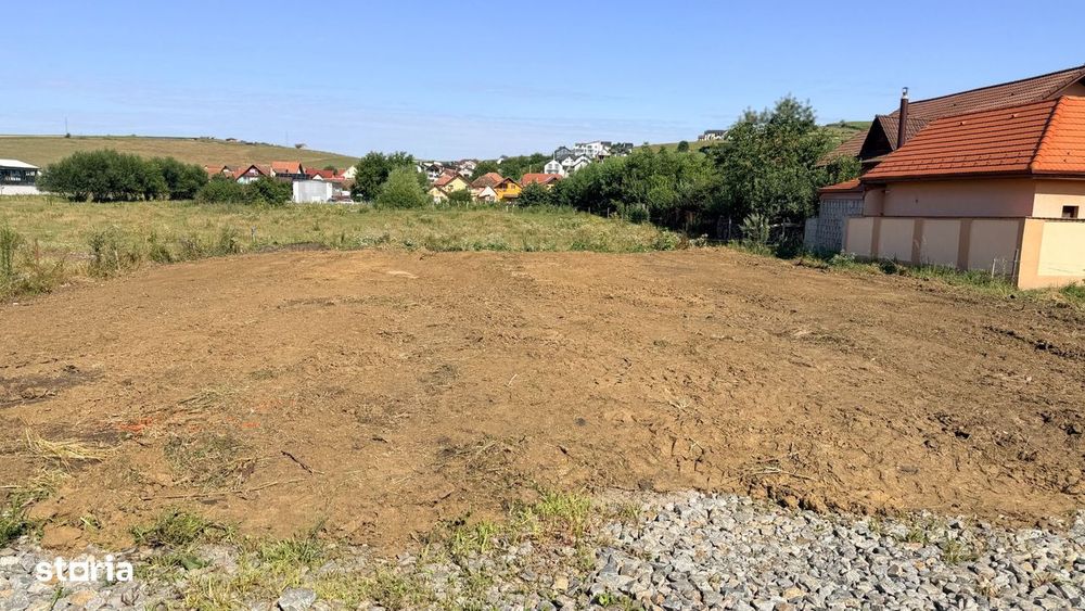 Teren intravilan 650mp cu PUZ+AC Sura Mare